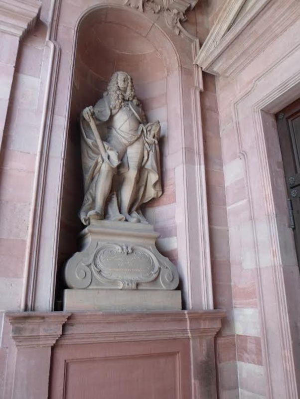 Karl Philipp Statue