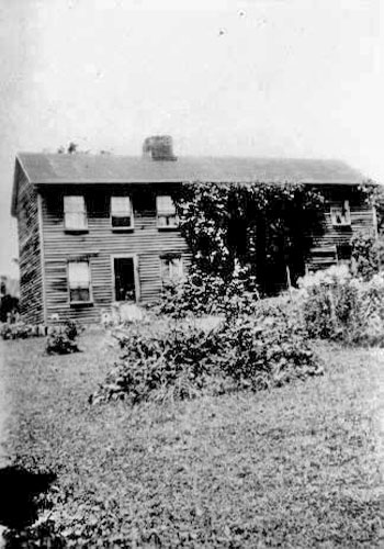 Samuel Chrislip's home in disrepair, 1